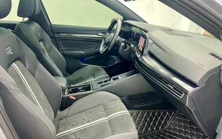 Volkswagen Golf VIII, 2022 год, 1 900 000 рублей, 7 фотография