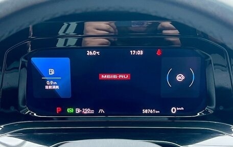 Volkswagen Golf VIII, 2022 год, 1 900 000 рублей, 21 фотография