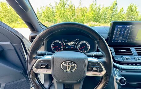 Toyota Land Cruiser, 2023 год, 11 000 000 рублей, 15 фотография