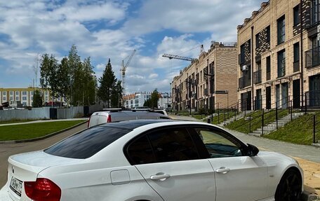 BMW 3 серия, 2011 год, 1 150 000 рублей, 3 фотография