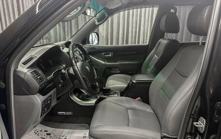 Toyota Land Cruiser Prado 120 рестайлинг, 2005 год, 1 849 000 рублей, 9 фотография