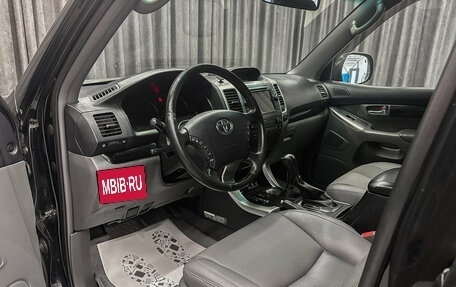 Toyota Land Cruiser Prado 120 рестайлинг, 2005 год, 1 849 000 рублей, 10 фотография