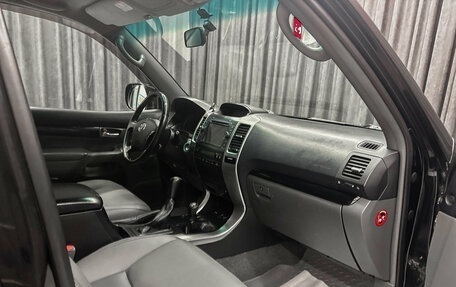 Toyota Land Cruiser Prado 120 рестайлинг, 2005 год, 1 849 000 рублей, 12 фотография