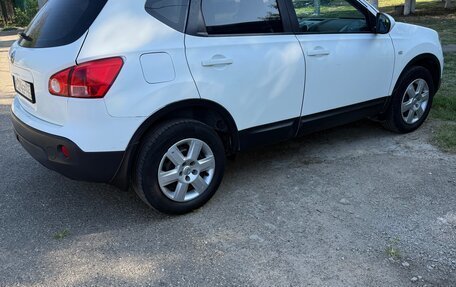 Nissan Qashqai, 2008 год, 690 000 рублей, 2 фотография