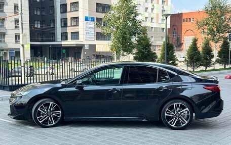 Toyota Camry, 2024 год, 3 490 000 рублей, 4 фотография
