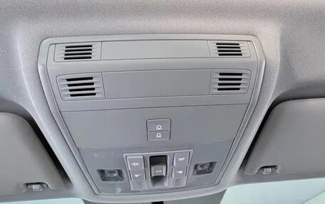 Volkswagen Tharu, 2022 год, 2 000 000 рублей, 25 фотография