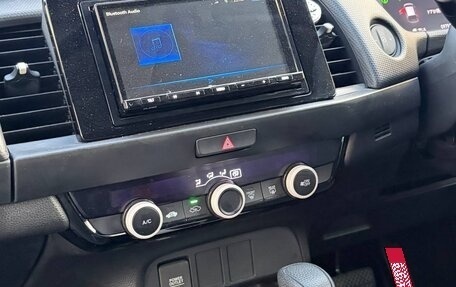 Honda Fit, 2022 год, 1 150 000 рублей, 6 фотография