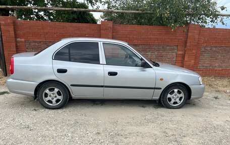 Hyundai Accent II, 2002 год, 250 000 рублей, 2 фотография