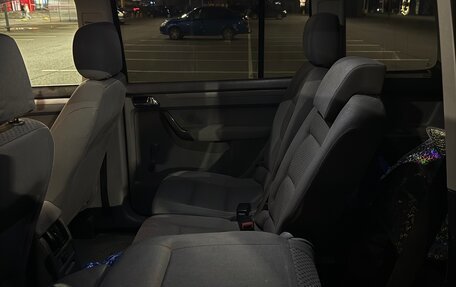 Volkswagen Touran III, 2004 год, 400 000 рублей, 9 фотография