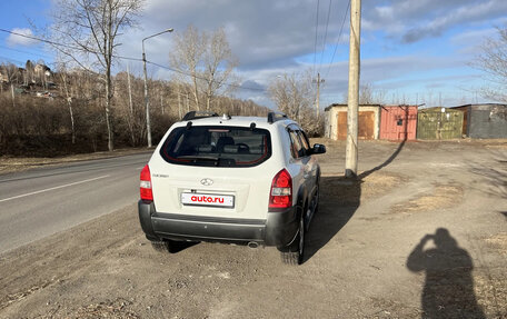 Hyundai Tucson III, 2009 год, 950 000 рублей, 6 фотография