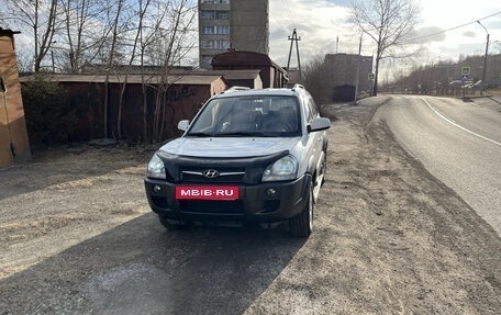 Hyundai Tucson III, 2009 год, 950 000 рублей, 3 фотография