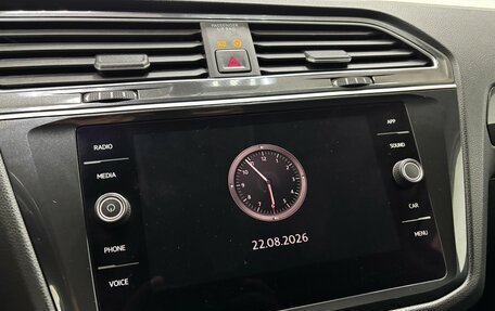 Volkswagen Tiguan II, 2018 год, 2 450 000 рублей, 21 фотография
