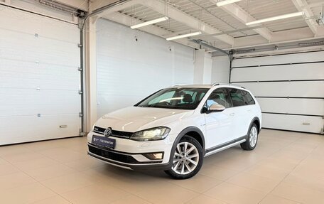 Volkswagen Golf VII, 2016 год, 2 099 999 рублей, 1 фотография
