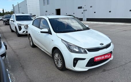 KIA Rio IV, 2019 год, 1 347 000 рублей, 2 фотография