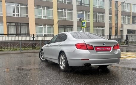BMW 5 серия, 2011 год, 1 330 000 рублей, 3 фотография