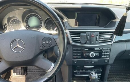 Mercedes-Benz E-Класс, 2009 год, 1 000 000 рублей, 4 фотография