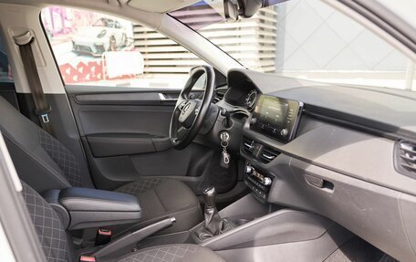 Skoda Rapid II, 2021 год, 1 600 000 рублей, 6 фотография