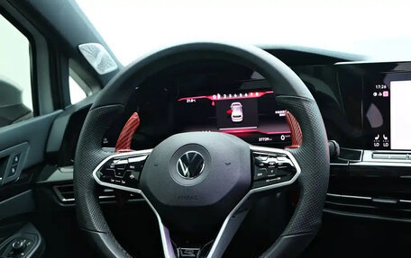 Volkswagen Golf VIII, 2023 год, 2 100 000 рублей, 10 фотография