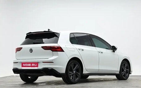 Volkswagen Golf VIII, 2023 год, 2 100 000 рублей, 3 фотография