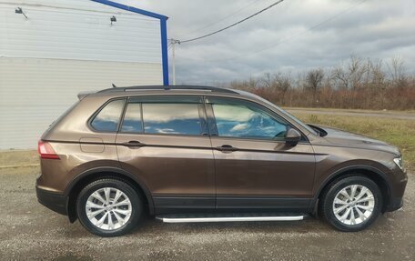 Volkswagen Tiguan II, 2019 год, 2 300 000 рублей, 3 фотография
