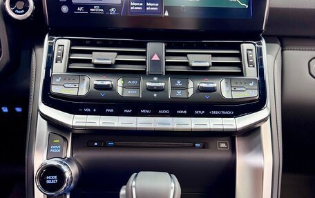 Toyota Land Cruiser, 2021 год, 10 670 000 рублей, 26 фотография