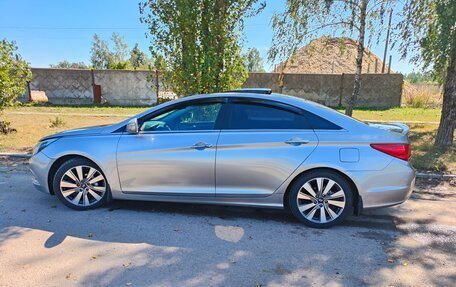 Hyundai Sonata VI, 2011 год, 1 150 000 рублей, 7 фотография