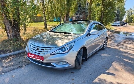 Hyundai Sonata VI, 2011 год, 1 150 000 рублей, 6 фотография