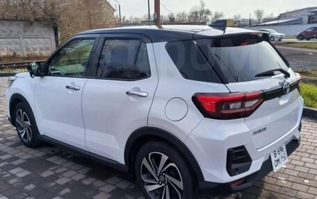 Toyota Raize I, 2021 год, 1 600 000 рублей, 8 фотография