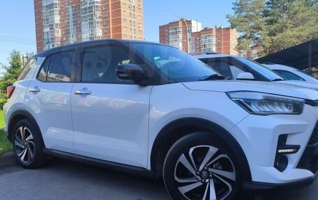Toyota Raize I, 2021 год, 1 600 000 рублей, 6 фотография