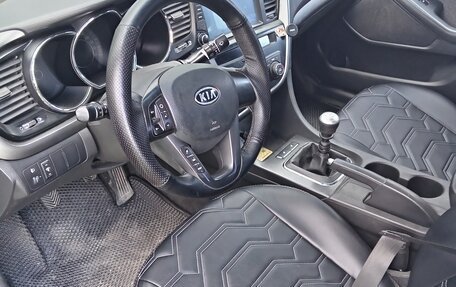 KIA Optima III, 2012 год, 800 000 рублей, 9 фотография