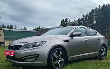 KIA Optima III, 2012 год, 800 000 рублей, 6 фотография