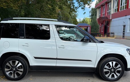 Skoda Yeti I рестайлинг, 2015 год, 999 999 рублей, 2 фотография