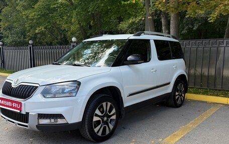 Skoda Yeti I рестайлинг, 2015 год, 999 999 рублей, 4 фотография