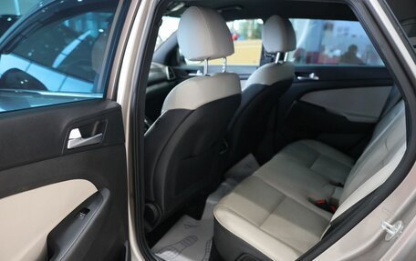 Hyundai Tucson III, 2019 год, 2 100 000 рублей, 17 фотография