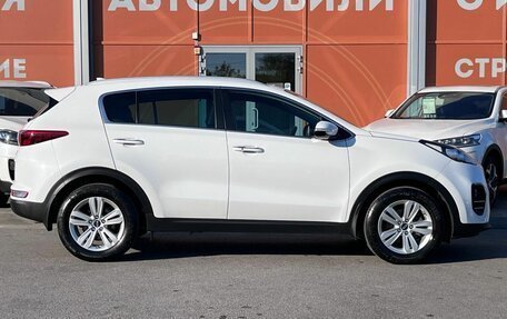 KIA Sportage IV рестайлинг, 2018 год, 2 340 000 рублей, 4 фотография
