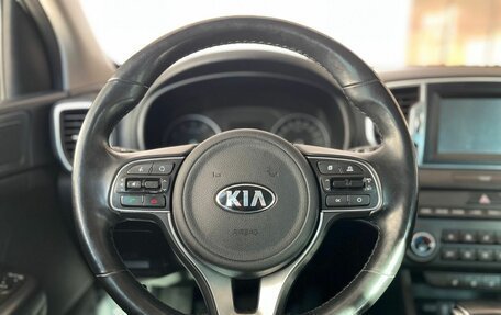 KIA Sportage IV рестайлинг, 2018 год, 2 340 000 рублей, 10 фотография