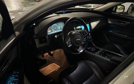 Jaguar XF II, 2018 год, 2 450 000 рублей, 11 фотография