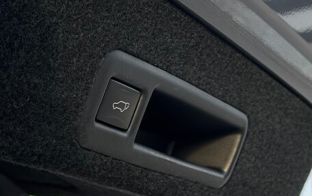 Lexus RX IV рестайлинг, 2018 год, 9 фотография
