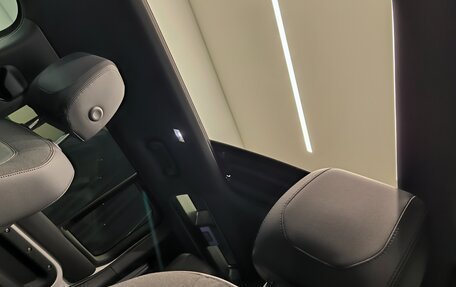Land Rover Defender II, 2021 год, 4 450 000 рублей, 9 фотография