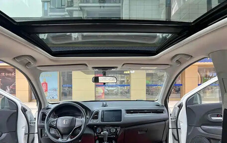 Honda Vezel, 2022 год, 1 143 000 рублей, 7 фотография