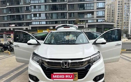 Honda Vezel, 2022 год, 1 143 000 рублей, 2 фотография