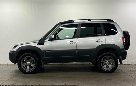 Chevrolet Niva I рестайлинг, 2017 год, 770 000 рублей, 4 фотография