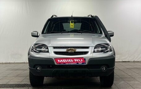 Chevrolet Niva I рестайлинг, 2017 год, 770 000 рублей, 5 фотография