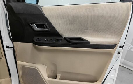 Toyota Alphard III, 2009 год, 2 120 000 рублей, 22 фотография