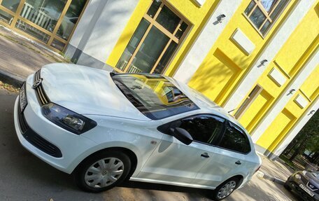 Volkswagen Polo VI (EU Market), 2012 год, 490 000 рублей, 2 фотография