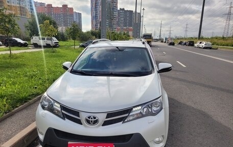 Toyota RAV4, 2013 год, 1 650 000 рублей, 1 фотография