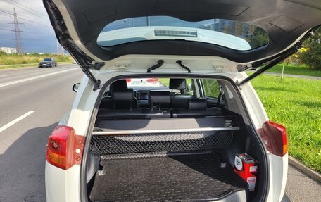Toyota RAV4, 2013 год, 1 650 000 рублей, 6 фотография