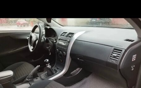 Toyota Corolla, 2010 год, 900 000 рублей, 3 фотография