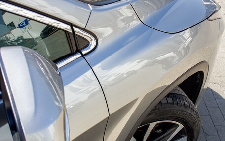 Lexus RX IV рестайлинг, 2020 год, 5 600 000 рублей, 4 фотография