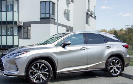 Lexus RX IV рестайлинг, 2020 год, 5 600 000 рублей, 5 фотография